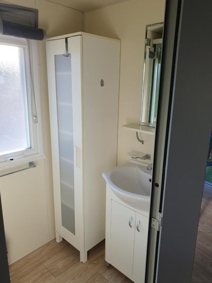 Charmant Mobil-Home Rocbaron Dış mekan fotoğraf